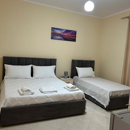 Rest House Vlore Exterior photo