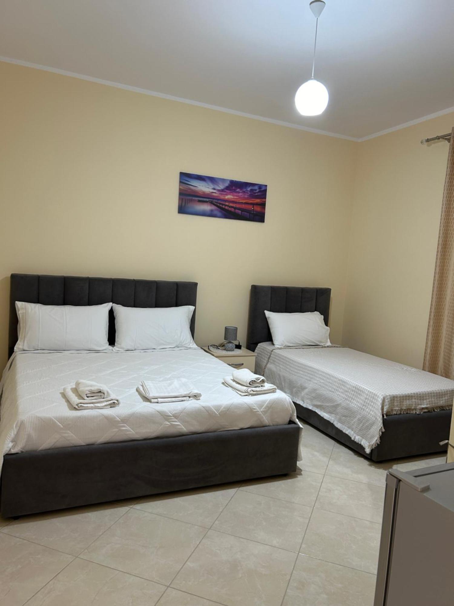 Rest House Vlore Exterior photo
