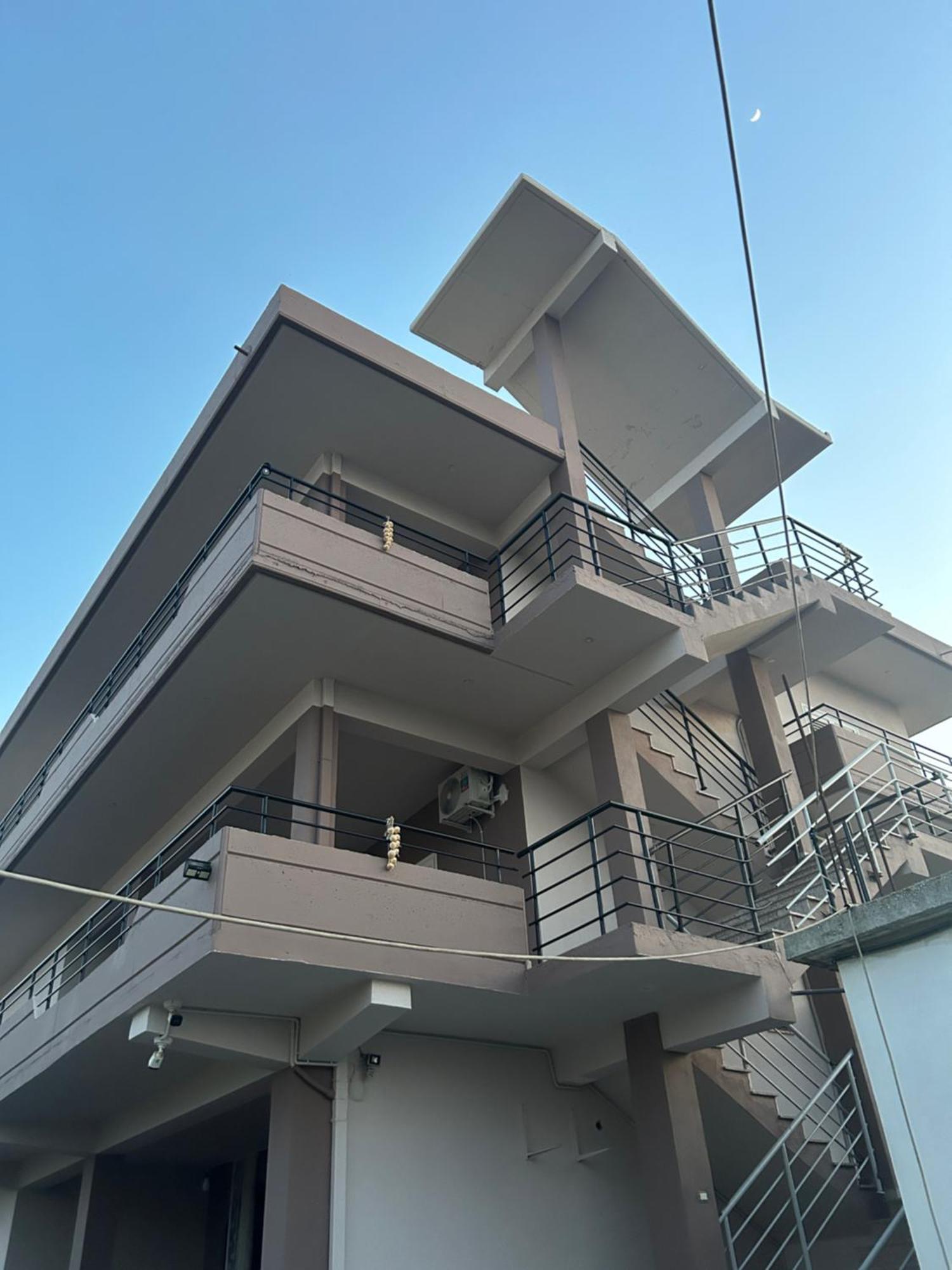 Rest House Vlore Exterior photo